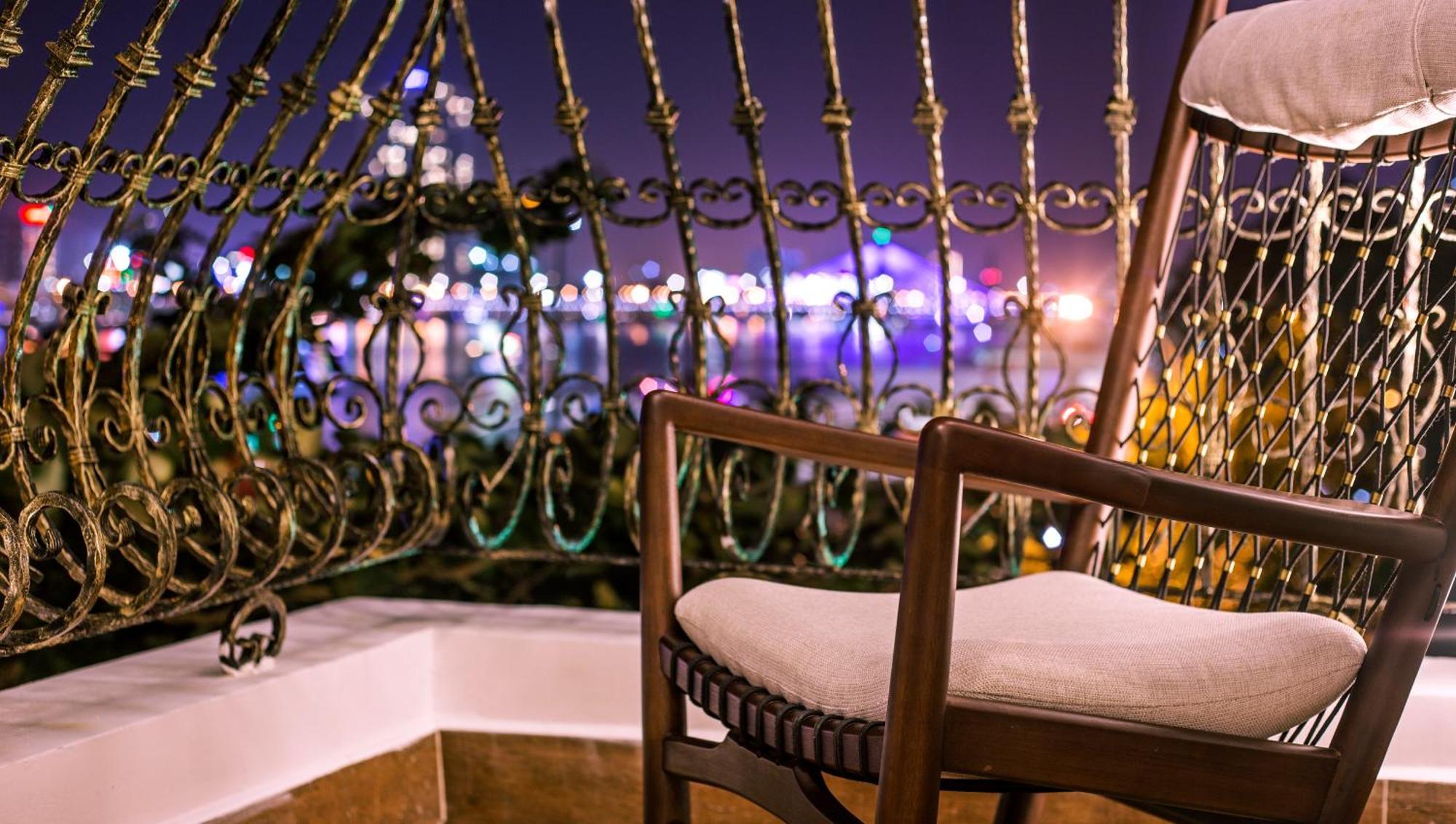 Di Lusso Boutique Hotel Riverside Danang Bagian luar foto