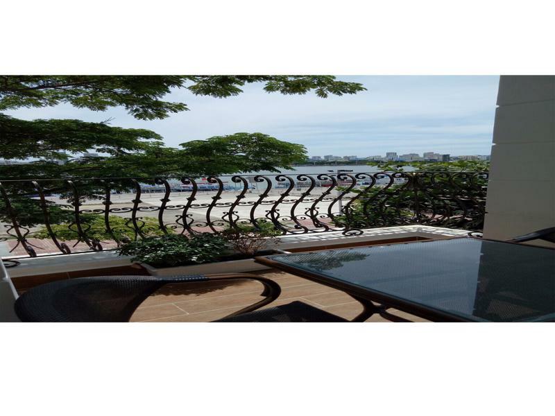 Di Lusso Boutique Hotel Riverside Danang Bagian luar foto